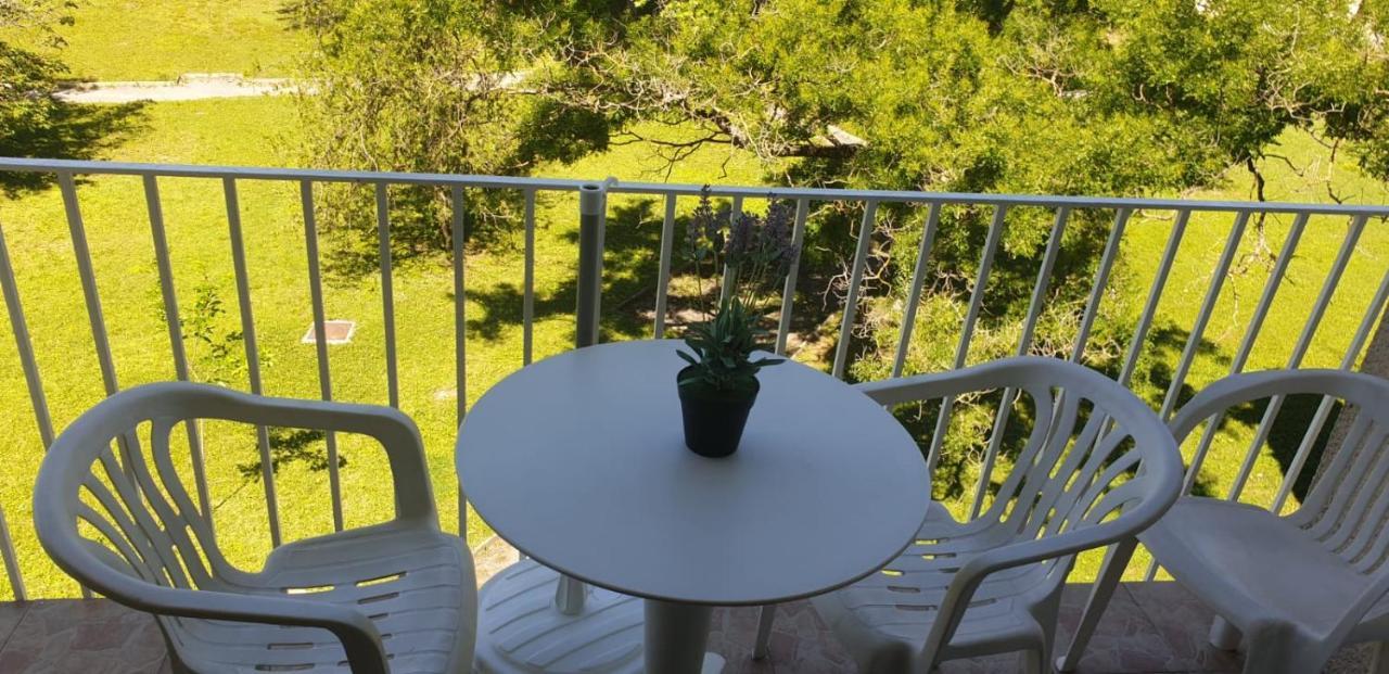 Studio Lou Paradou Residence Le Provence Греу-ле-Бэн Экстерьер фото